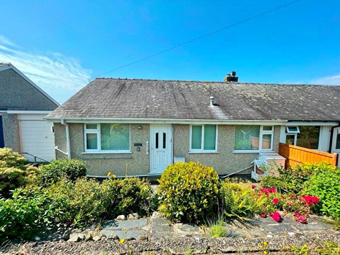 2 Bedroom Bungalow For Sale In Bro Enddwyn, Dyffryn Ardudwy, Gwynedd, LL44