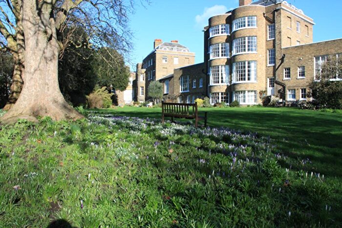 1 Bedroom Flat For Sale In The Paragon, SE3