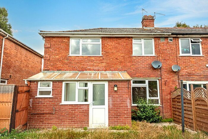 3 Bedroom End Of Terrace House For Sale In Newclose Terrace, Stoke-Sub-Hamdon, TA14