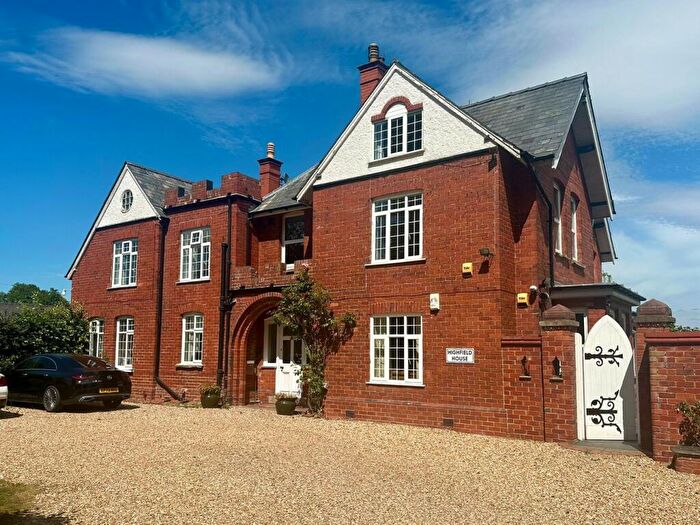 2 Bedroom Flat For Sale In Hampton Bishop, Hereford, HR1