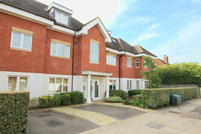2 Bedroom Apartment To Rent In Chaucer Court, Glebe Avenue Ruislip, HA4