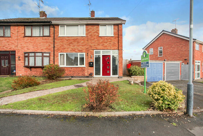 3 Bedroom Semi-Detached House To Rent In Springhill, Nuneaton, Warwickshire, CV10