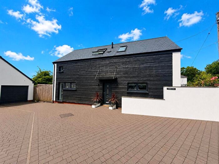 4 Bedroom Detached House For Sale In Pixie Lane, Braunton, EX33