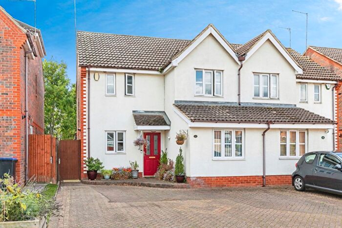 3 Bedroom Semi-Detached House For Sale In Walkers Way, Wootton, Northampton, NN4