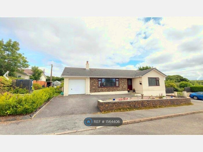 3 Bedroom Bungalow To Rent In Hendra Tor View, Cornwall, PL15