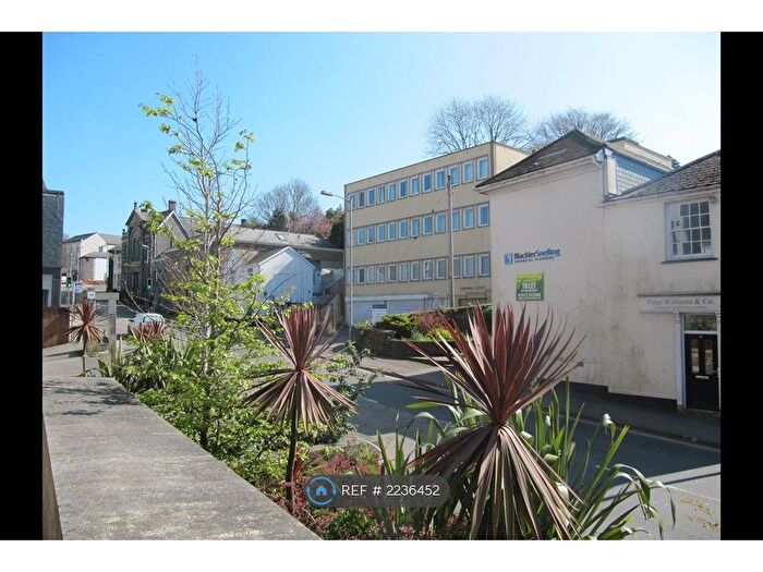 1 Bedroom Flat To Rent In Cornwall House, St Austell, PL25