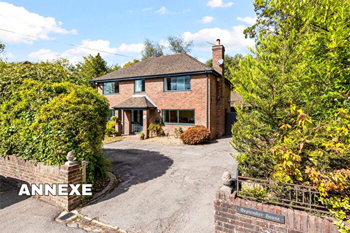 4 Bedroom Detached House For Sale In Beacon Road, Crowborough, TN6