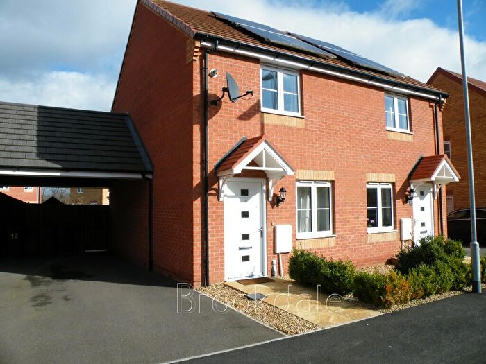 2 Bedroom Semi-Detached House To Rent In Shipton Grove, Peterborough, Cambridgeshire, PE7