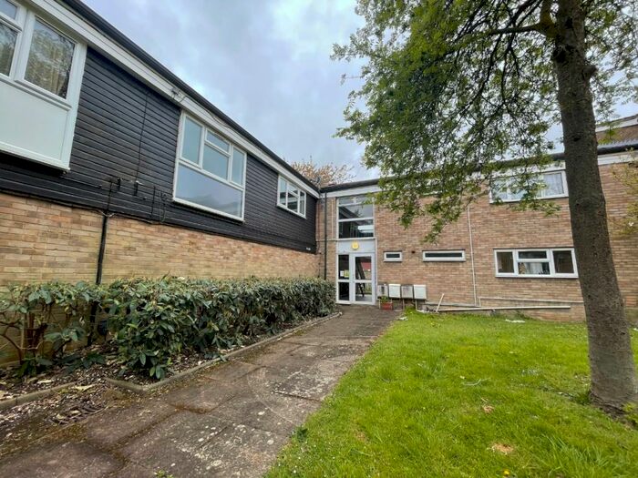 1 Bedroom Flat To Rent In Trumper Road, Stevenage, Hertfordshire, SG1