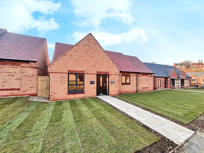 2 Bedroom Detached Bungalow For Sale In Valley Lane, Mansfield, NG18