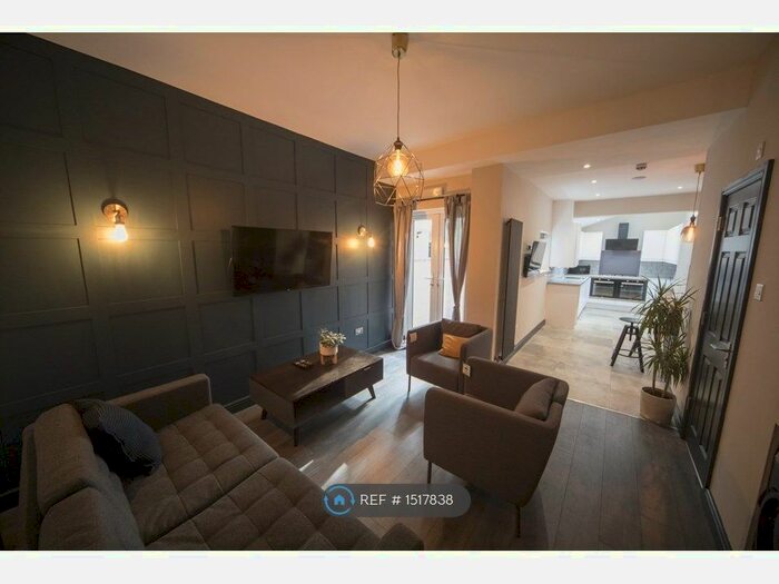 6 Bedroom Terraced House To Rent In Brailsford Road, Manchester, M14