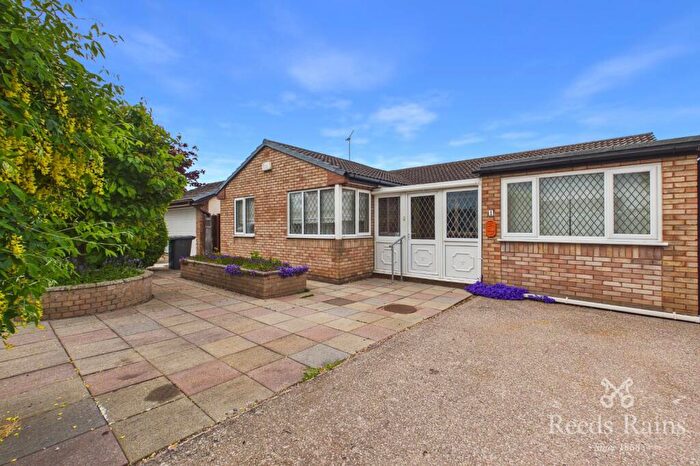 3 Bedroom Bungalow For Sale In Clwyd Park, Kinmel Bay, Rhyl, Conwy, LL18