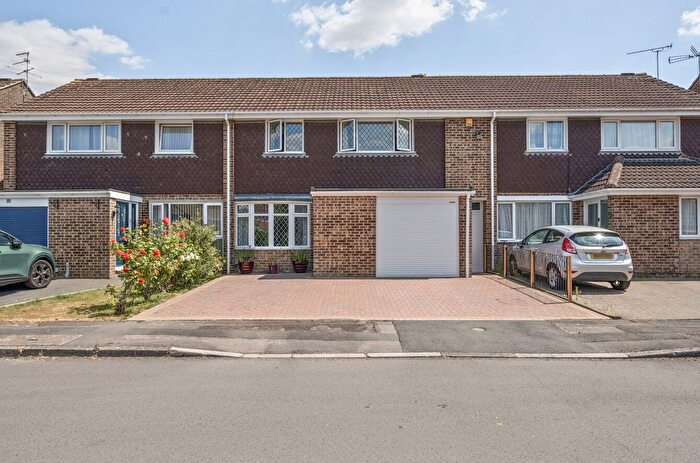 3 Bedroom Terraced House For Sale In Hawker Road, Eldene, Swindon, SN3