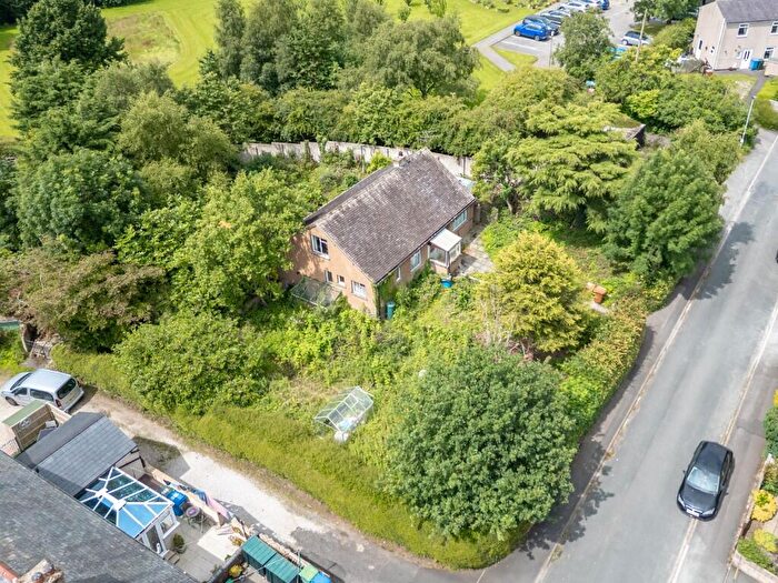 3 Bedroom Detached Bungalow For Sale In Conifers, New Village, LA6