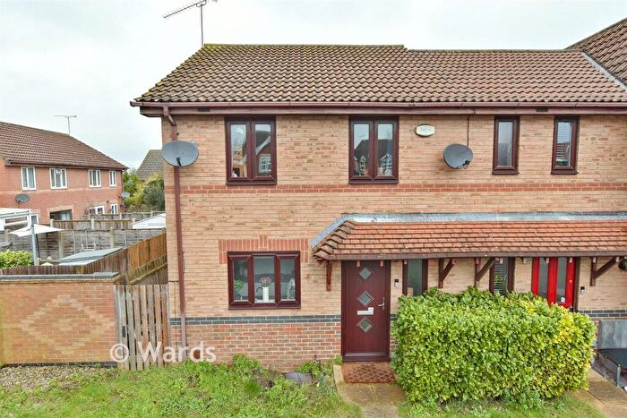 3 Bedroom End Of Terrace House For Sale In Ten Acre Way, Rainham, Gillingham, Kent, ME8