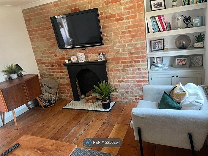 2 Bedroom End Of Terrace House To Rent In Violet Hill Road, Stowmarket, IP14