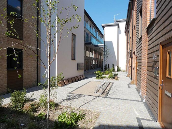 3 Bedroom Terraced House To Rent In Stour Street, Canterbury, CT1