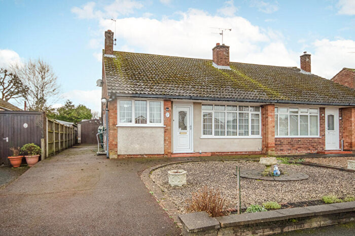 3 Bedroom Semi-Detached Bungalow For Sale In Adelaide Close, Mickleover, DE3