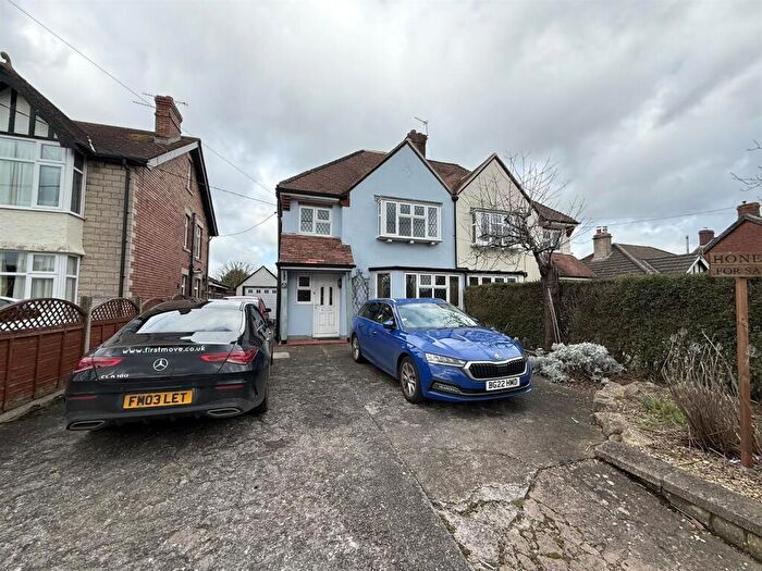3 Bedroom Semi Detached House To Rent In Sandridge Road, Melksham, SN12