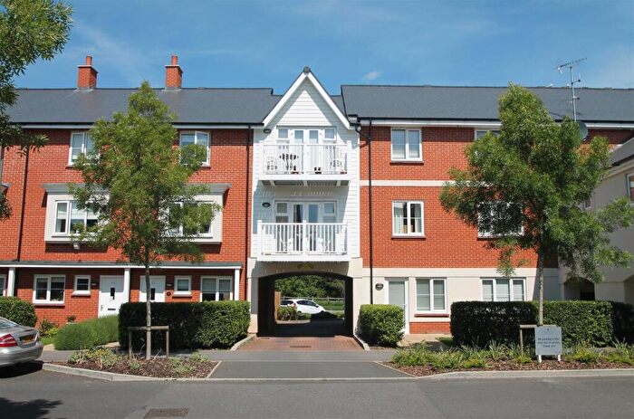 1 Bedroom Flat To Rent In Sierra Road, High Wycombe, HP11