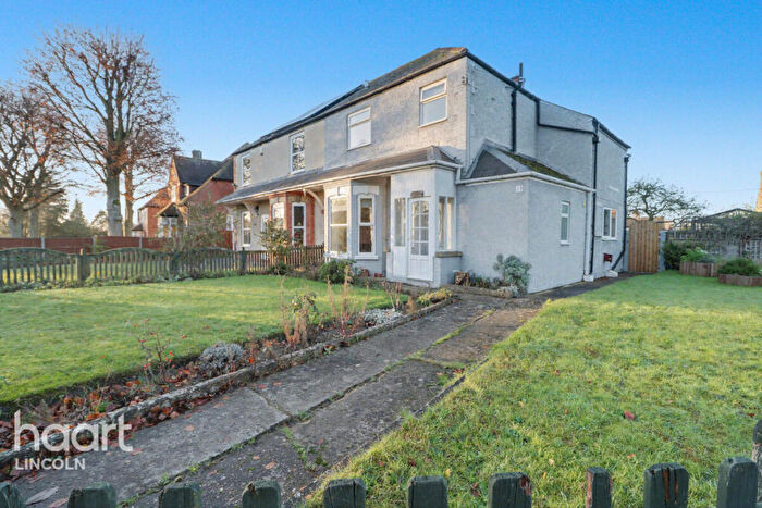 3 Bedroom Semi-Detached House For Sale In High Street, Reepham, LN3