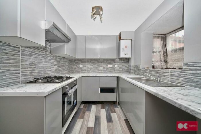 2 Bedroom Terraced House To Rent In Falcon Avenue, Gray, RM17