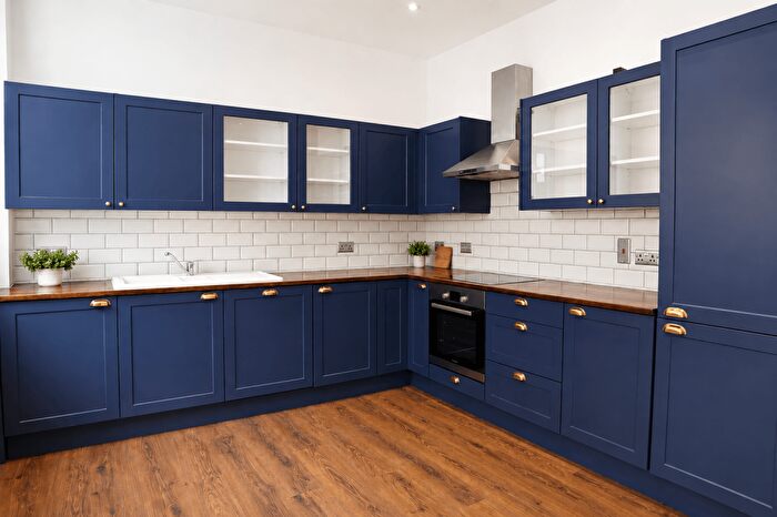 2 Bedroom Flat To Rent In Flat, Portland Square, BS2