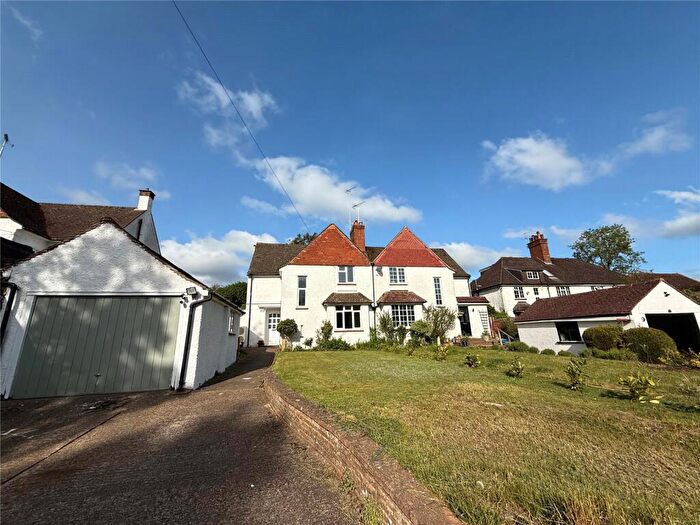 4 Bedroom Semi-Detached House To Rent In Kingswood Road, Tadworth, Surrey, KT20
