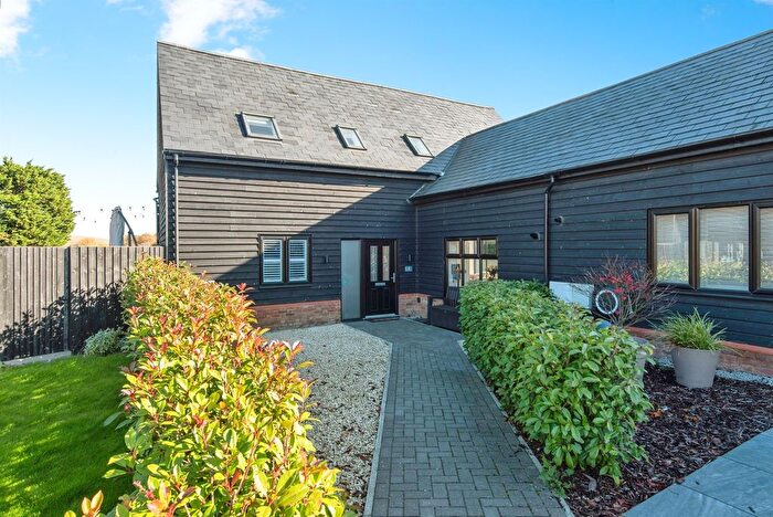 4 Bedroom Barn Conversion For Sale In West Street, Lilley, Luton, LU2