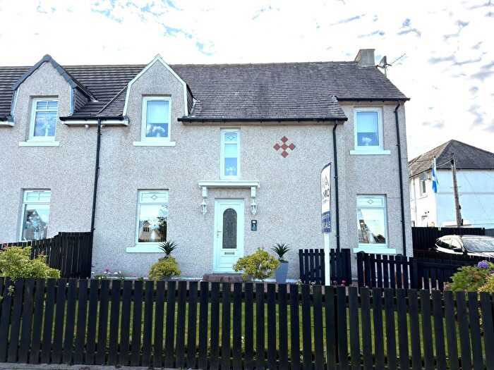 3 Bedroom Semi Detached House For Sale In Hamilton Road, Larkhall, ML9