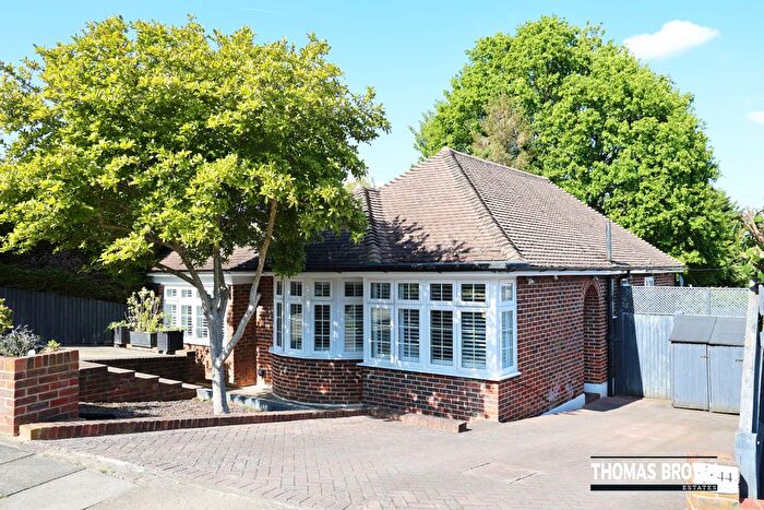3 Bedroom Detached Bungalow For Sale In High Beeches, Orpington, BR6