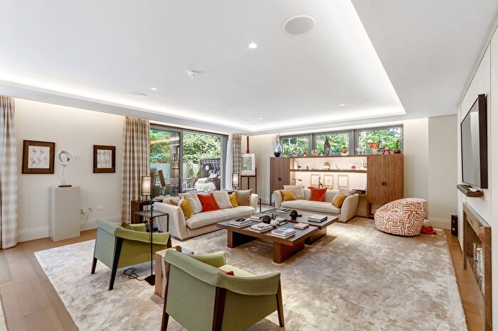 3 Bedroom Flat For Sale In Holland Park Villas, Kensington, London, United Kingdom, W8