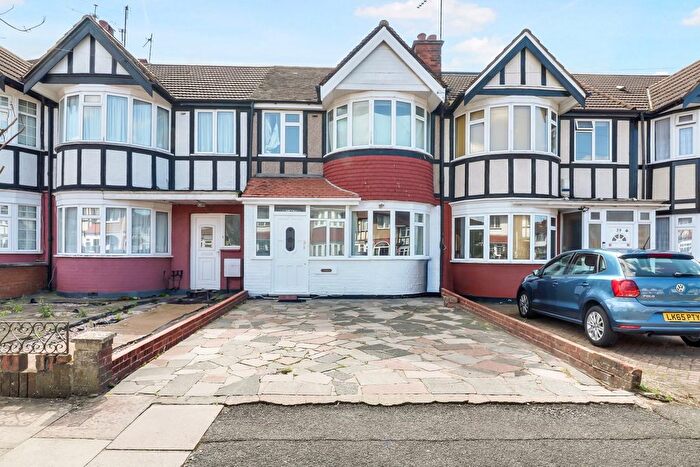 3 Bedroom Terraced House To Rent In Minehead Road, Harrow, HA2