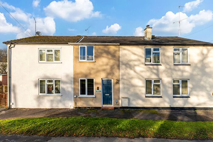 2 Bedroom Terraced House For Sale In London Road, Holybourne, GU34