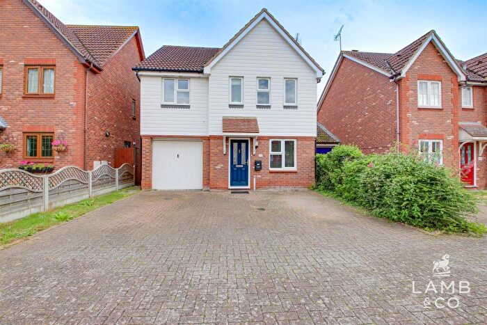 4 Bedroom Detached House For Sale In Oxborrow Close, Kirby Cross, Frinton-On-Sea, CO13