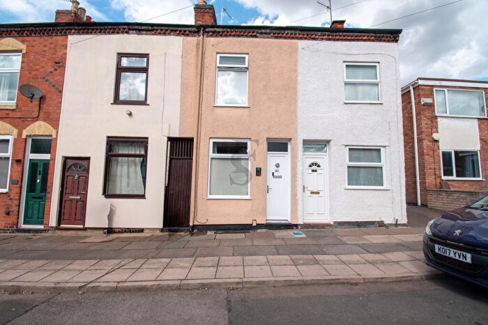 2 Bedroom Terraced House For Sale In Lorraine Road, Aylestone, LE2