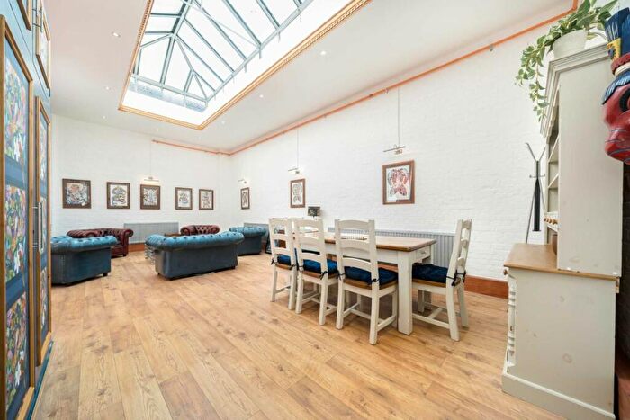 3 Bedroom Flat For Sale In Royal College Street, Camden Town, NW1
