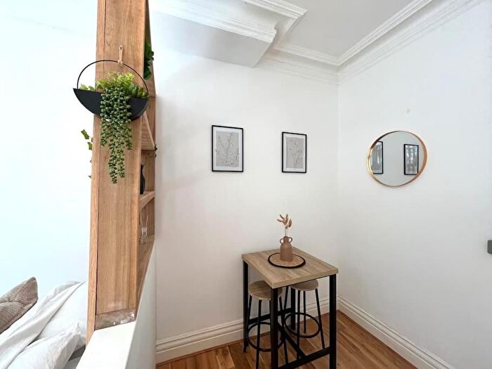 1 Bedroom Flat To Rent In St. Johns Road, Bournemouth, BH5