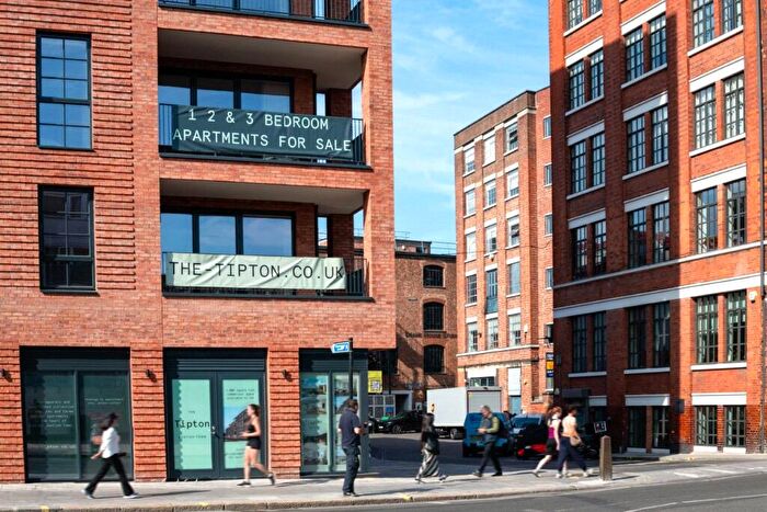 2 Bedroom Apartment For Sale In The Tipton, Kentish Town, NW5