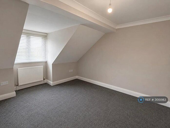 2 Bedroom Semi Detached House To Rent In Stourvale Mews, Bournemouth, BH6