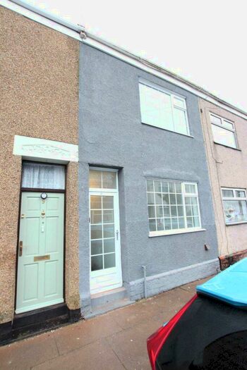 3 Bedroom Terraced House To Rent In Donnington Street, Grimsby, DN32