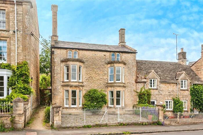 5 Bedroom House For Sale In High Street, Shipton-under-Wychwood, Oxfordshire, OX7
