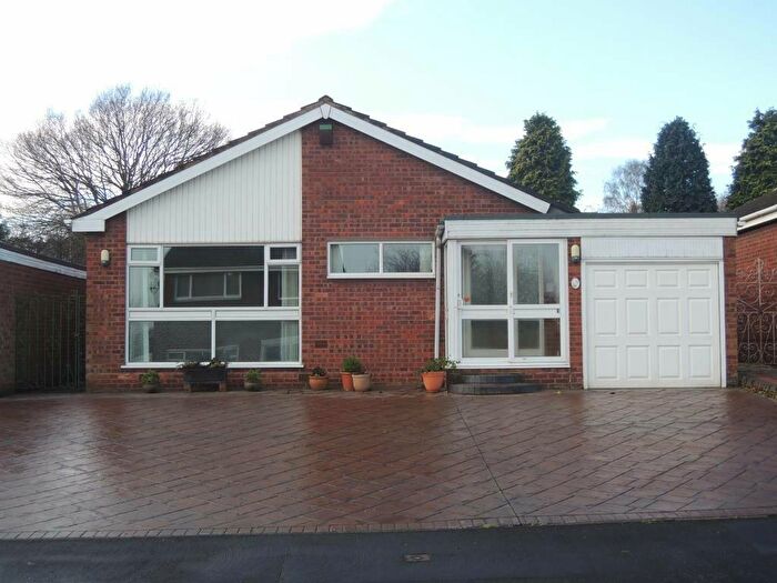 2 Bedroom Bungalow To Rent In Lapworth Drive, Sutton Coldfield, West Midlands, B73