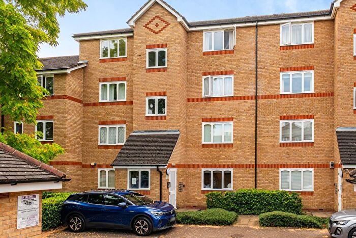 1 Bedroom Flat For Sale In Telegraph Place, Isle Of Dogs ., E14