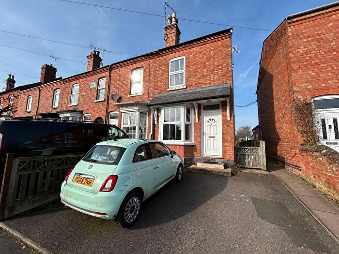 2 Bedroom Terraced House To Rent In Castle Road, Studley, Warwickshire, B80
