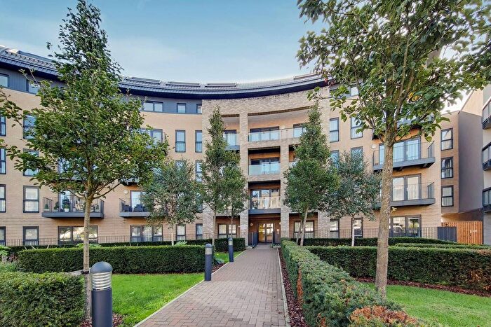 2 Bedroom Flat To Rent In Howard Road, Harrow, Stanmore, HA7