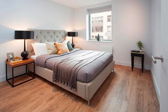 2 Bedroom Apartment To Rent In Flat Smiths Yard, Blossom Street, Manchester, Greater Manchester, M4