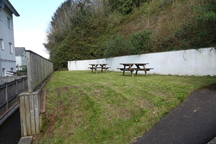 1 Bedroom Flat To Rent In Looe Road, Exeter, EX4