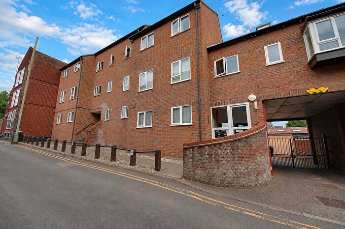 2 Bedroom Flat To Rent In St Simons Court, Norwich, NR3
