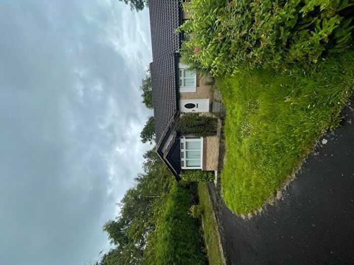 2 Bedroom Detached Bungalow To Rent In Elsing Close, Kenton, NE5